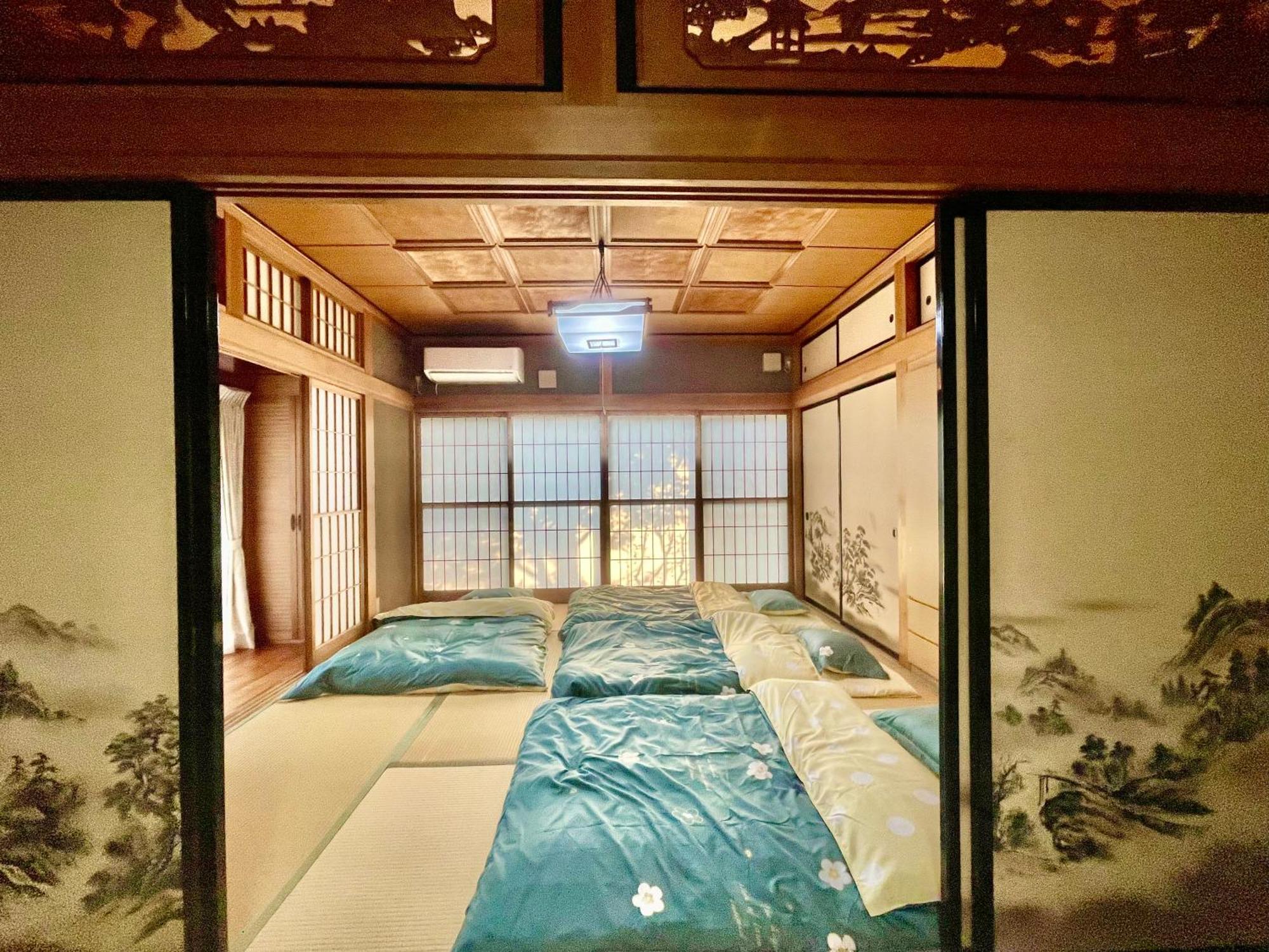 T&T Fujiyama Guest House Фудзі-Йосіда Екстер'єр фото